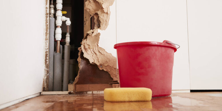 how to tell if a pipe burst​